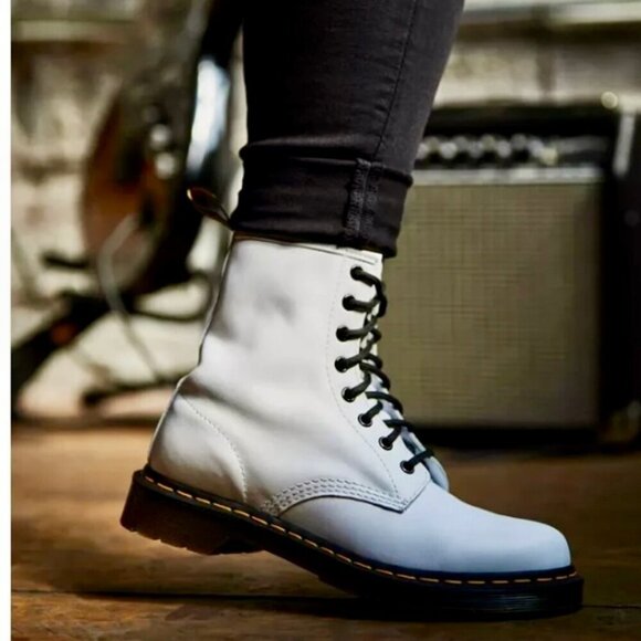 DR MARTENS COMBAT BOOTS WHITE 1460 AIRWAIR RUGGED SZ 3Y Woman5 BIKER CORE MOTO - Picture 4 of 16